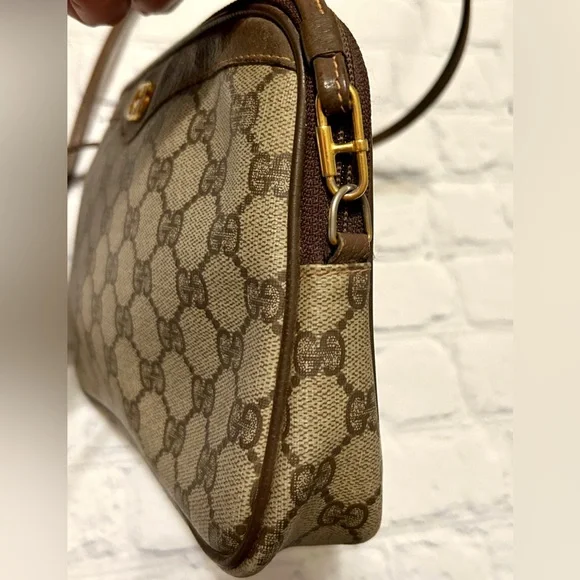 Gucci GG Supreme Vintage Brown Crossbody / Shoulder Bag In Beautiful Condition. - Picture 15 of 16